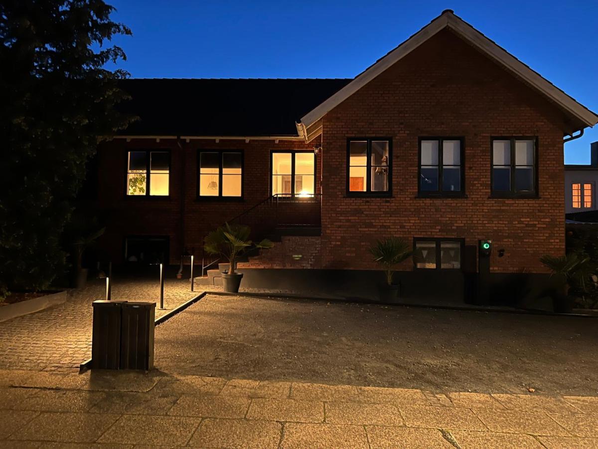 Unik Bnb Midt I Byen Herning Buitenkant foto