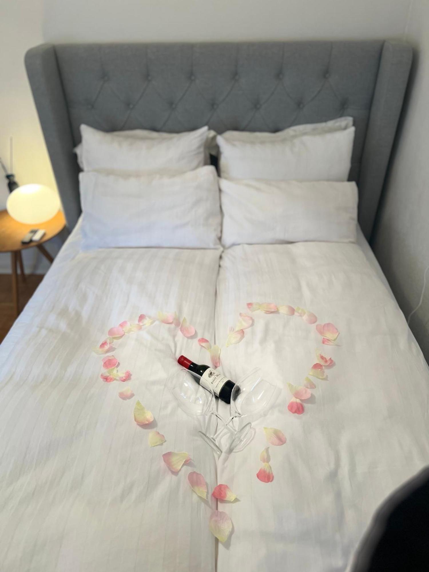 Unik Bnb Midt I Byen Herning Buitenkant foto